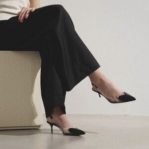 Alaïa Coeur 55 black patent slingbacks